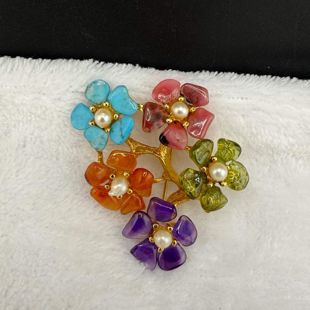 Vintage Swoboda Polished Stone Flower Brooch